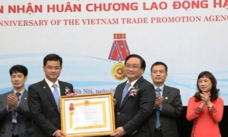 Vicepremier vietnamita urge a renovar actividades de promoción comercial